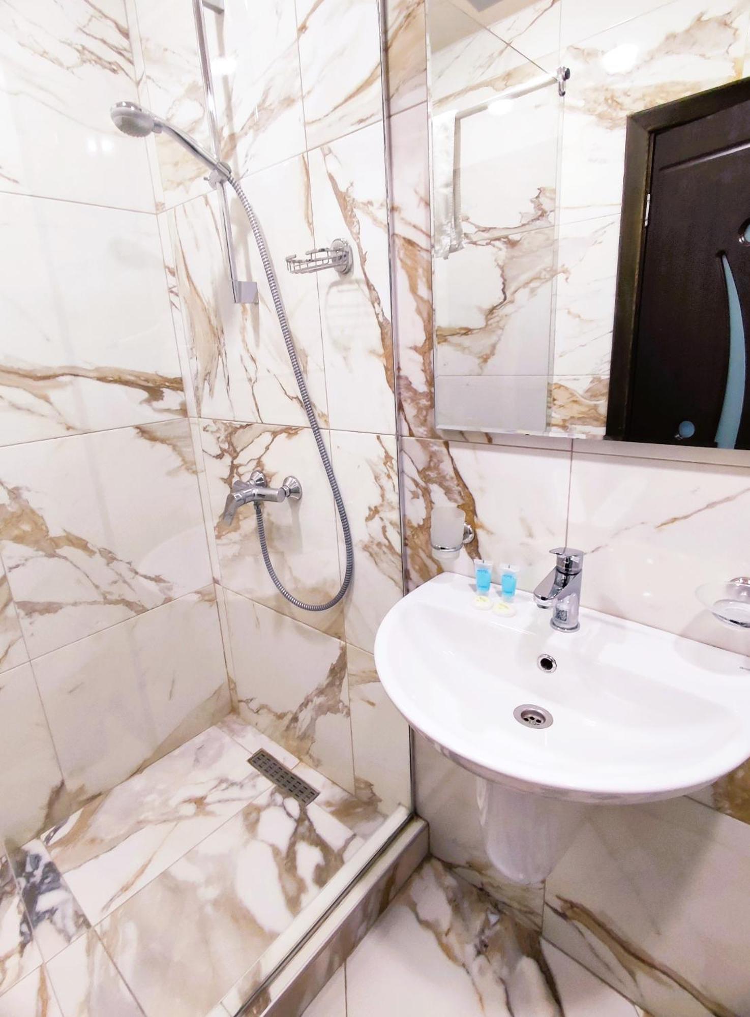 Panorama Hotel Batumi Ngoại thất bức ảnh